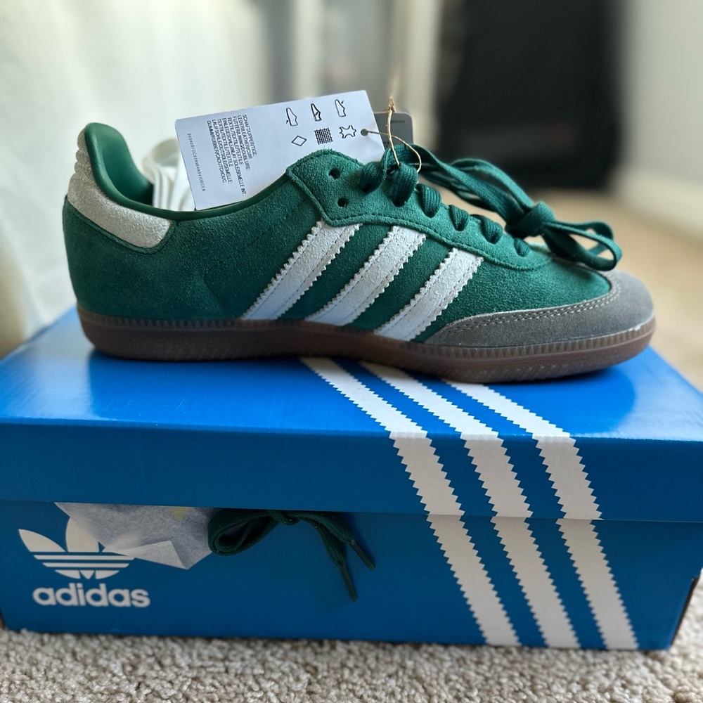 Adidas samba OG, Collegiate, green gum, Gray toe
StockX verified….